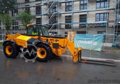 Telescopic forklift JCB 540-140