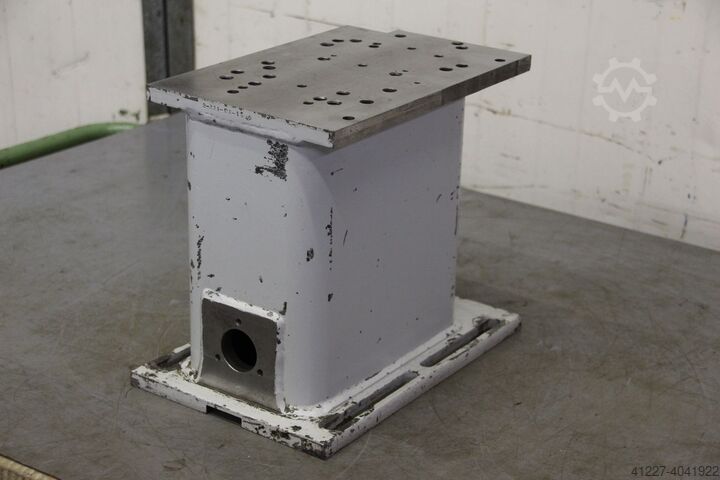 Clamping cube unbekannt** 220/330/H280 mm