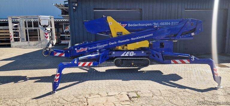 Work platform LEO 23 GT + trailer Teupen hyLIFT LEO 23 GT