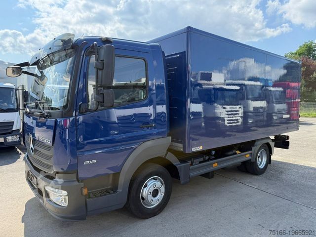 Transporter mit Koffer MERCEDES-BENZ ATEGO 816 L Koffer 4,60 m Türen AHK*EURO 6 D