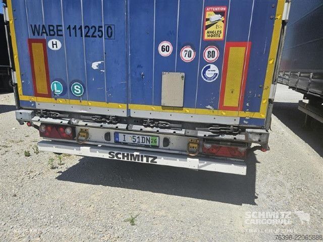 Open semitrailer with tarp Schmitz Cargobull Semitrailer Curtainsider Mega