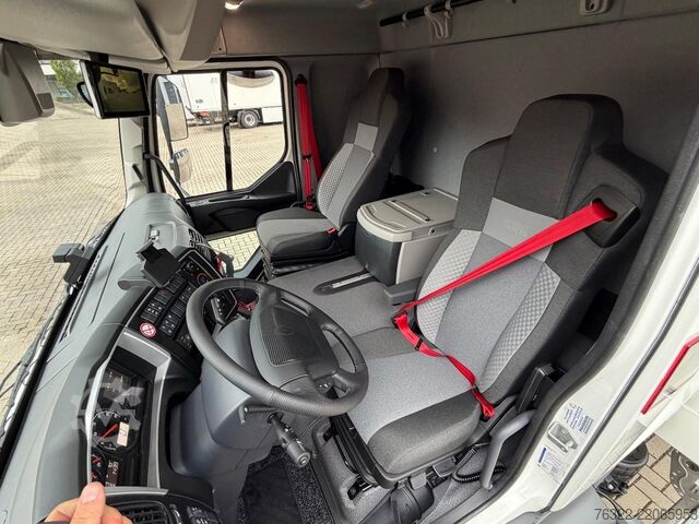 Koffer Renault D 12 MED P 4X2 240E6 RENTAL