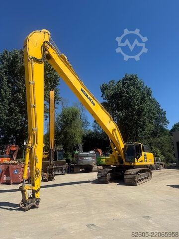 Long reach excavator Komatsu PC 490 LC-11
