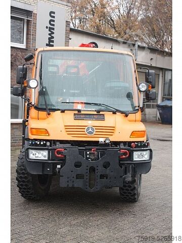 UNIMOG mit Kran Mercedes-Benz UNIMOG 300 Wandler mit Kran PK 9002 u. Seilwinde