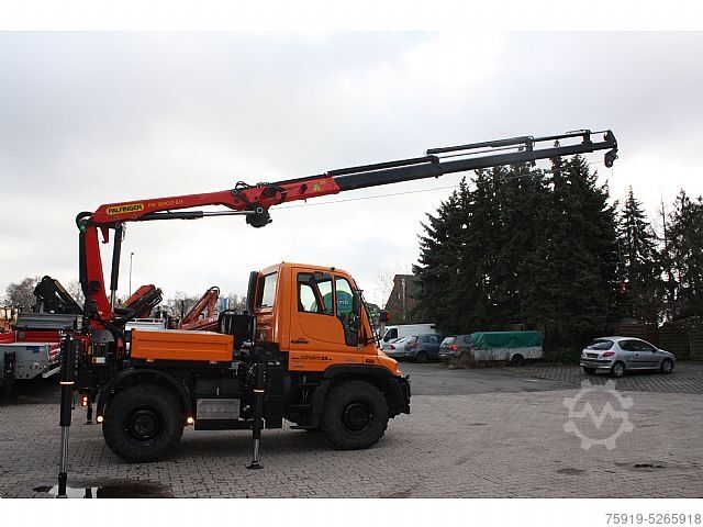 UNIMOG mit Kran Mercedes-Benz UNIMOG 300 Wandler mit Kran PK 9002 u. Seilwinde