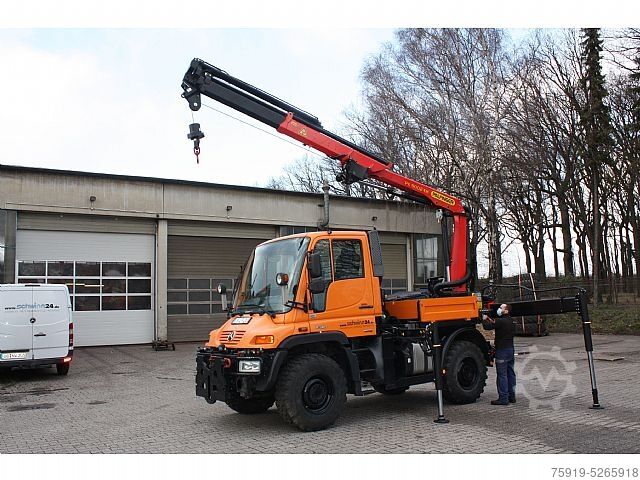 UNIMOG mit Kran Mercedes-Benz UNIMOG 300 Wandler mit Kran PK 9002 u. Seilwinde