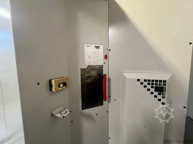 BEARBEITUNGSZENTRUM HERMLE c 800 v