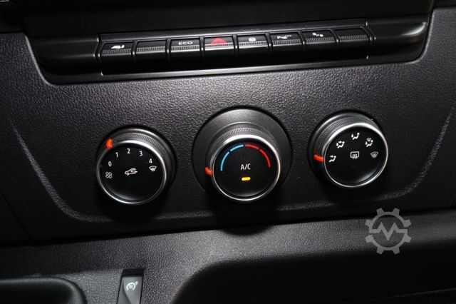 High top van RENAULT Master Kasten L2H2 TüvNeu 1 Hand Klima Kamera