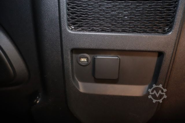 Minibus RENAULT Trafic Combi L2H1 Grand SpaceClass Camper TüvNeu