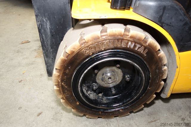 Front loader forklift HYUNDAI 18BT-9U  UVV Neu  4,25m Hubh 1680kg Ladegerät