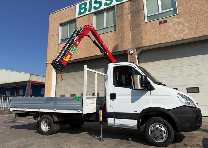Truck with fixed flatbed Iveco DAILY 35C15