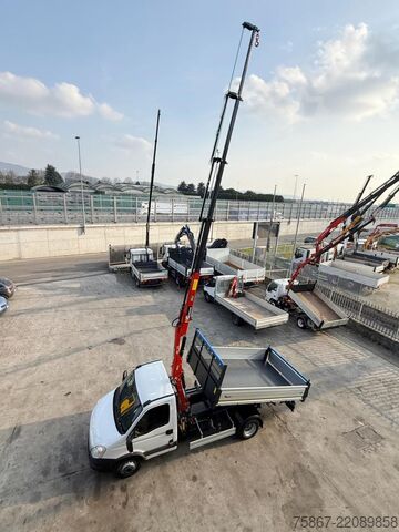Truck with fixed flatbed Iveco DAILY 35C15