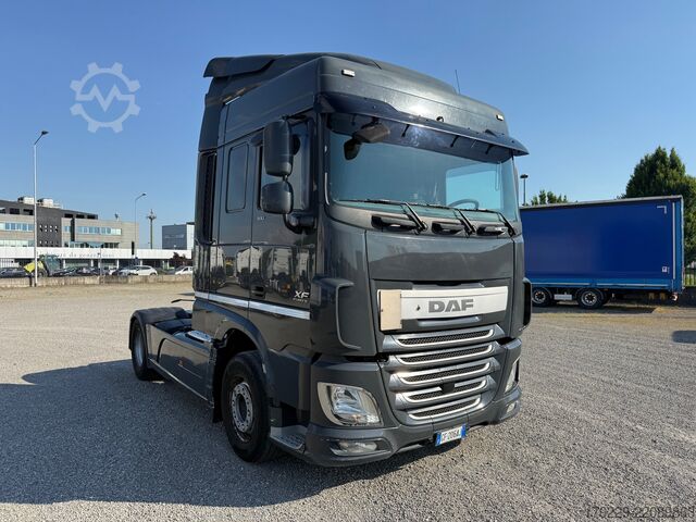 Standard tractor unit daf XF 510