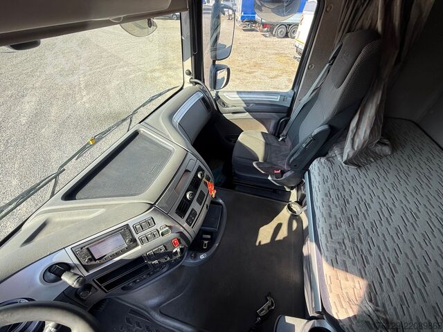 Standard tractor unit daf XF 510