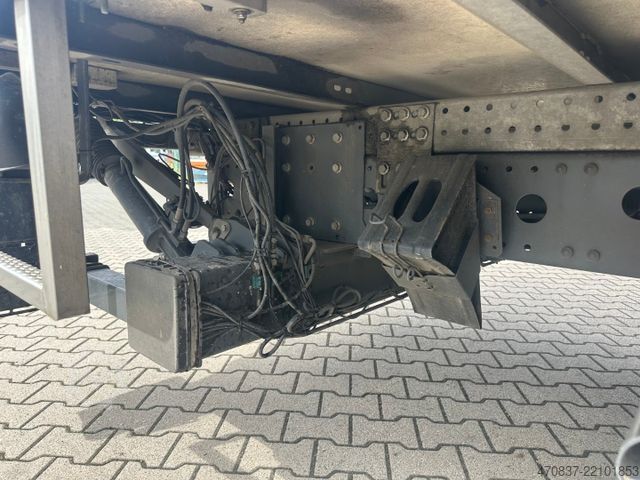 Box van MERCEDES-BENZ Atego 818 / LBW / Klima
