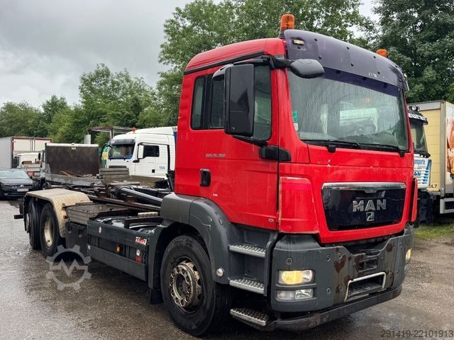 Roll-off tipper truck MAN TGS 26.360 6x2-2 LL Abrollkipper Euro 4 Bj 2008