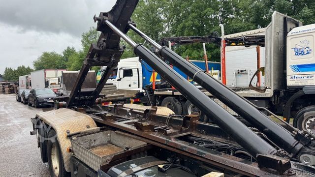 Roll-off tipper truck MAN TGS 26.360 6x2-2 LL Abrollkipper Euro 4 Bj 2008