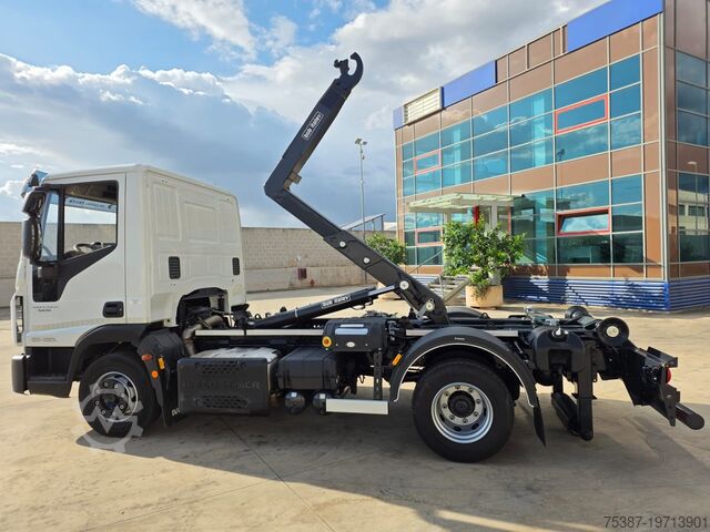 Hook lift truck Iveco 120EL22