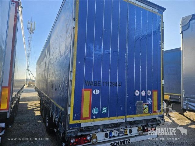 Open semitrailer with tarp Schmitz Cargobull Semitrailer Curtainsider Mega
