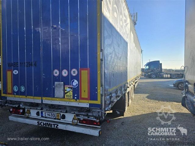 Open semitrailer with tarp Schmitz Cargobull Semitrailer Curtainsider Mega