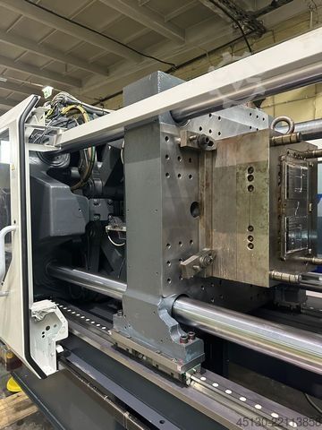 Injection molding machine Sumitomo Demag Systec 350/720-2300