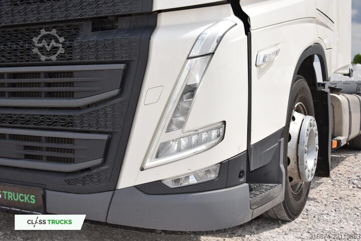 Standard tractor unit VOLVO FH 500 Globetrotter XL Mega