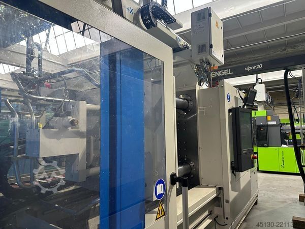 Injection molding machine Krauss Maffei KM 200-1400 CX
