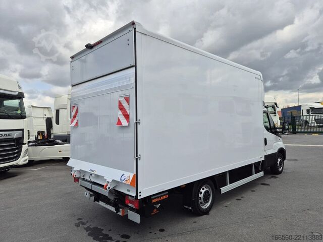 Box truck Iveco Daily 35 S 18