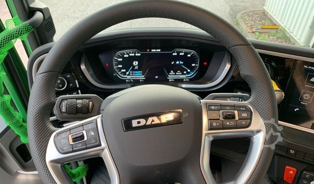 Dreiseitenkipper LKW DAF FAT XFC 530 SL Meiller TRIGENIUS D 316