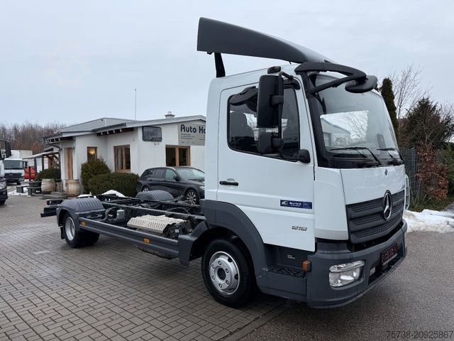 Van chassis MERCEDES-BENZ Atego 818 L Fahrgestell/Klima/SCHALTER/EURO6D