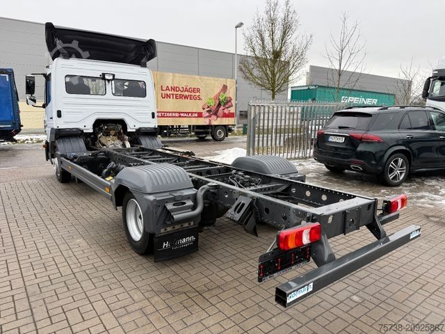 Van chassis MERCEDES-BENZ Atego 818 L Fahrgestell/Klima/SCHALTER/EURO6D