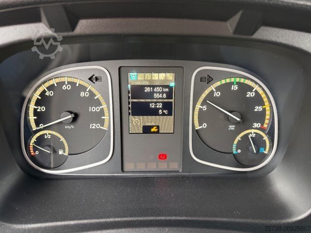 Van chassis MERCEDES-BENZ Atego 818 L Fahrgestell/Klima/SCHALTER/EURO6D