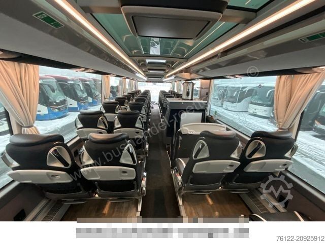 Motor coach SETRA S 517 HDH/