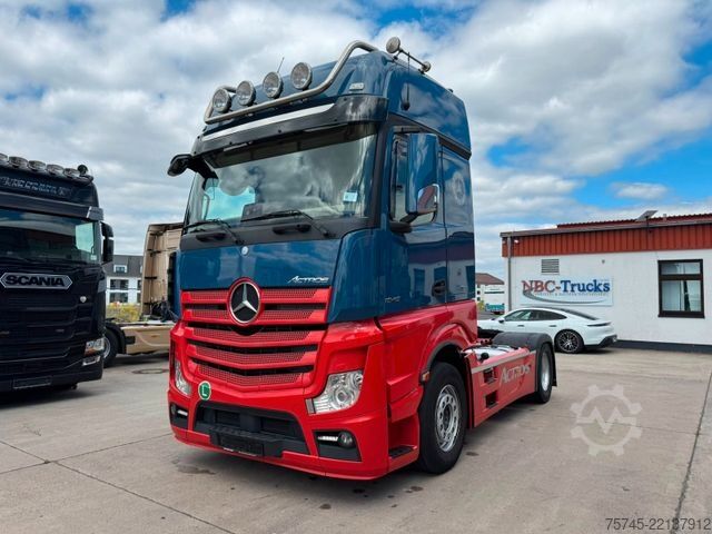 Car carrier truck MERCEDES-BENZ ACTROS 1845 * GIGASPACE * AUTOTRANSPORT* LOHR *