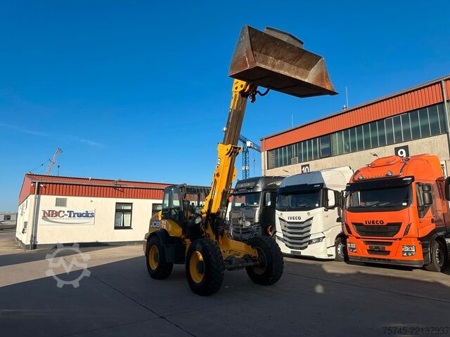 Wheel loader JCB TM 320 T4F * AGRI * Q-FIT * 40Km/h * VOLLGUMMI *