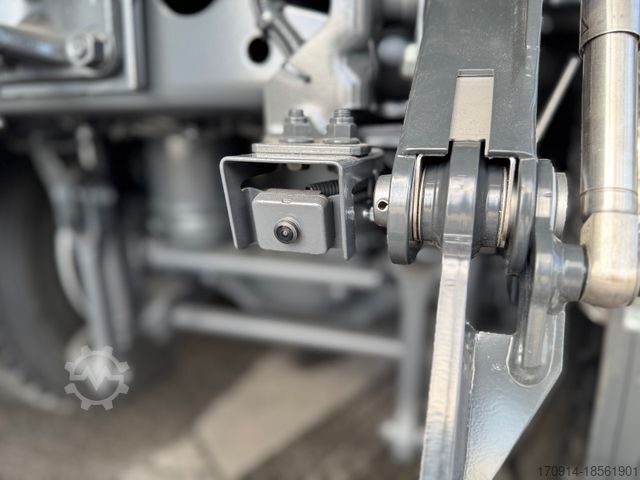 Tipper truck MERCEDES-BENZ 4145K 8x4 E6 GSR/Ret/MeillerP436 18m3 elek Plane