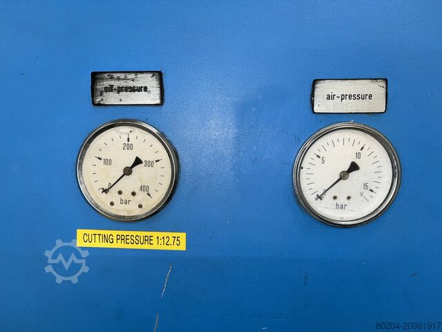 Waterjet cutting machine JETCUT WATER JET MACHINE PUMP