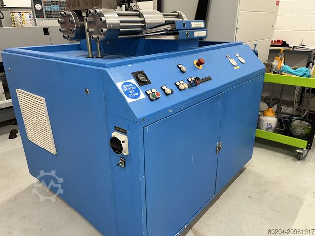 Waterjet cutting machine JETCUT WATER JET MACHINE PUMP