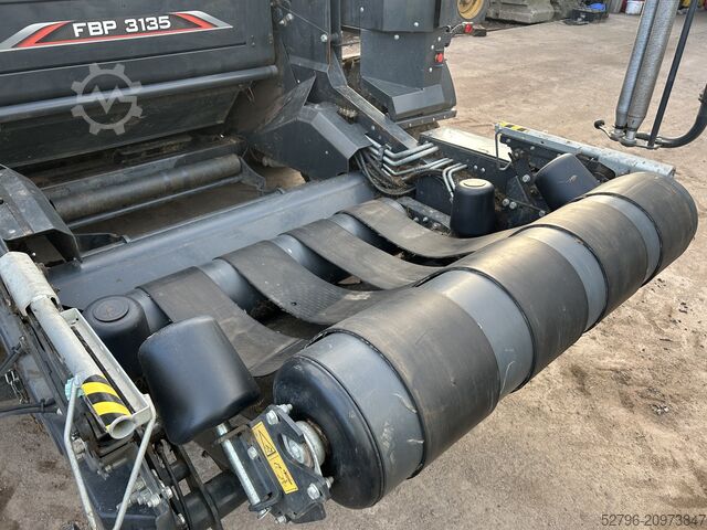 Baler wrapper Kuhn FBP 3135 Intelliwrap