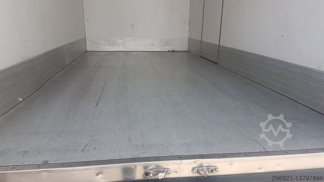 Reefer/Isolated/Freeze Iveco DAILY 35c14 n 3000 CC euro metano bz