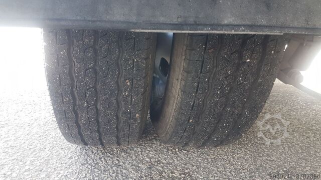 Reefer/Isolated/Freeze Iveco DAILY 35c14 n 3000 CC euro metano bz