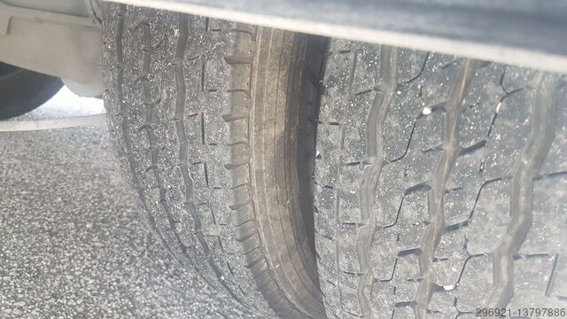 Reefer/Isolated/Freeze Iveco DAILY 35c14 n 3000 CC euro metano bz