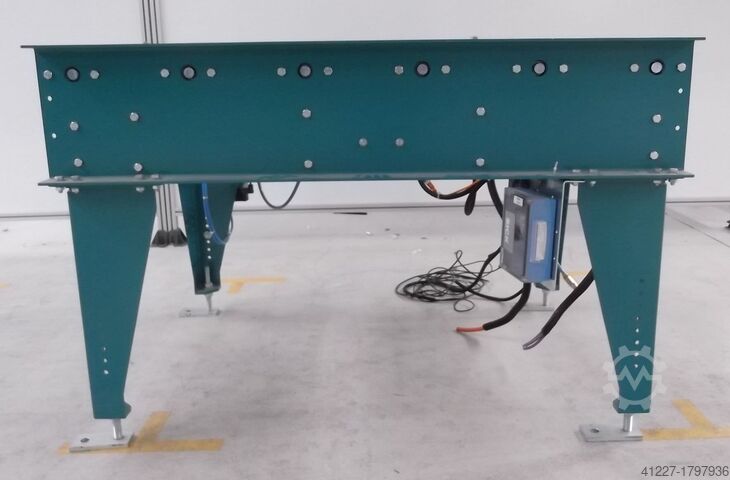 Rollenbahn angetrieben Grenzebach mit Zentriereinheit