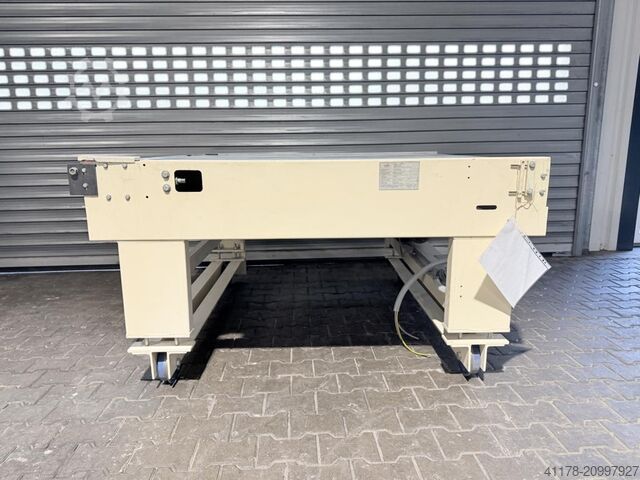 Belt Conveyor Cefla, lenght 1.750mm, with Cross a Cefla Typ.: TN