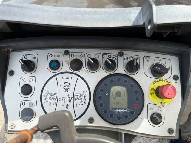 Single drum roller BOMAG BW135AD-5 / 2015 BJ / 1.979H / 3.9 T