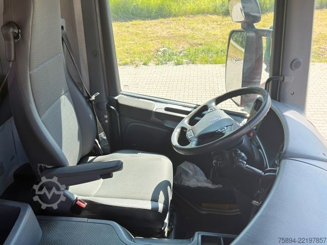 Truck mounted crane SCANIA P 410 Kipper 4,95m * KRAN/FUNK + BORDMATIC *6x4