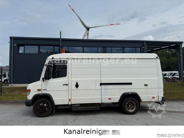 Saugwagen MERCEDES-BENZ Vario 816 D - Müller Einbauspüler 7,5t