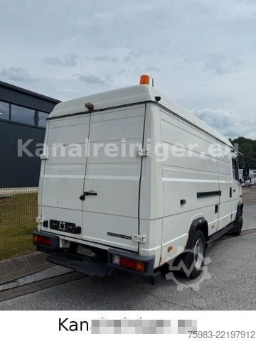 Saugwagen MERCEDES-BENZ Vario 816 D - Müller Einbauspüler 7,5t