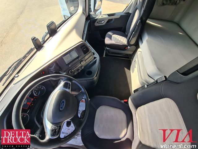 Standard tractor unit FORD F-MAX 500