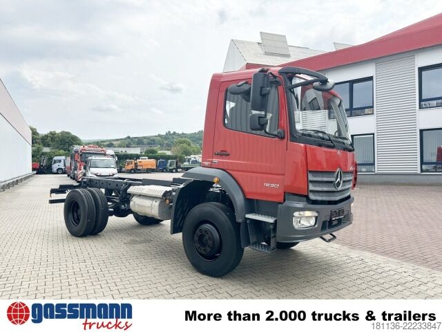 LKW-Fahrgestell Mercedes-Benz Atego 1530 4x4